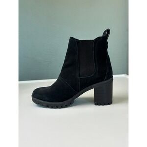 UGG Black Suede Lug Sole Chelsea Boots Block Heel Size 8 Consign